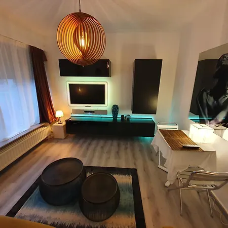 Apartment Antwerp Hideaway, Outside Of Low Emission Zone *
