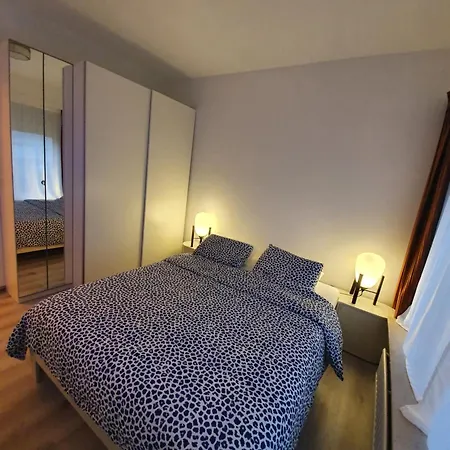 Antwerp Hideaway, Outside Of Low Emission Zone * Antwerp